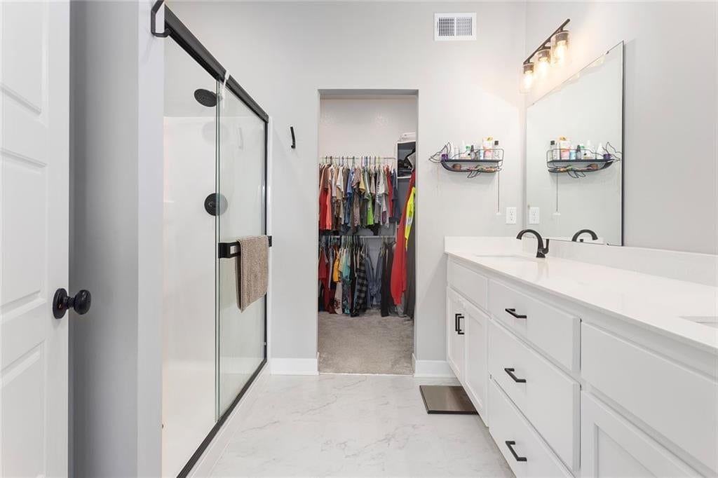 10600 N Jefferson Street — photo 14