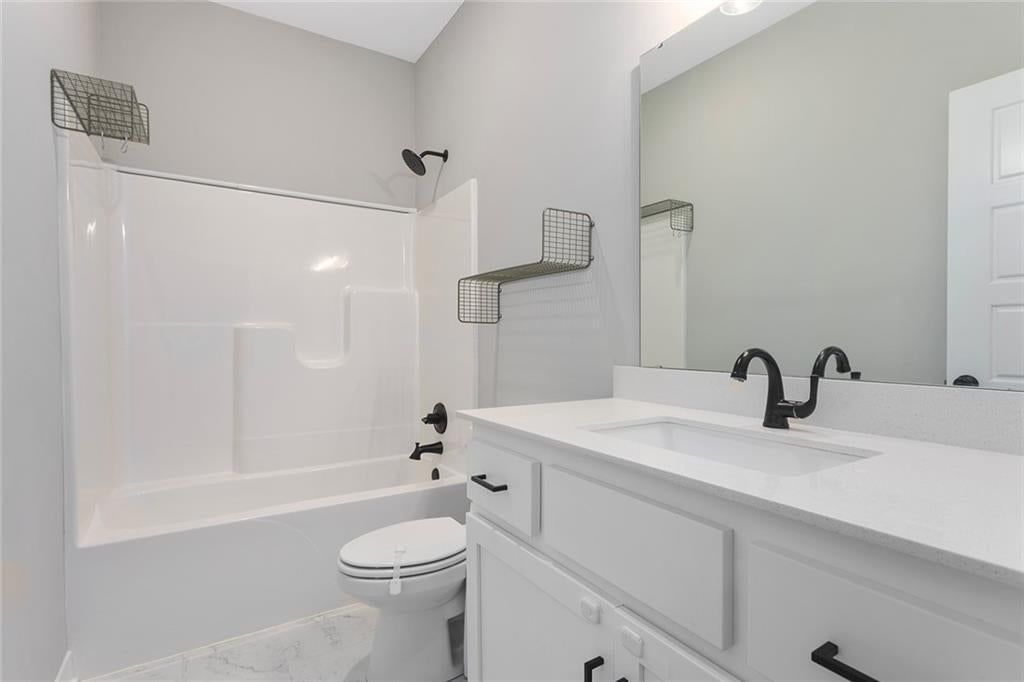 10600 N Jefferson Street — photo 18