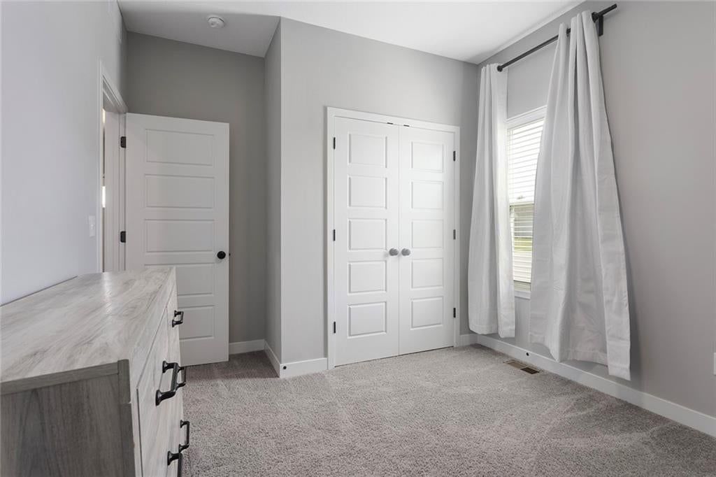 10600 N Jefferson Street — photo 20