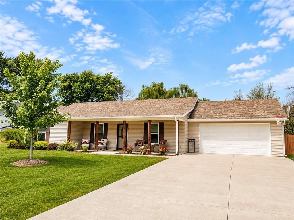 1143 15, Knob Noster, MO