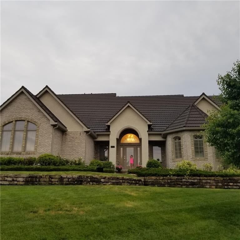 6095 Westwood Court — photo 1