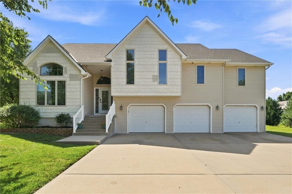 7286 SW Crystal Lane — photo 3