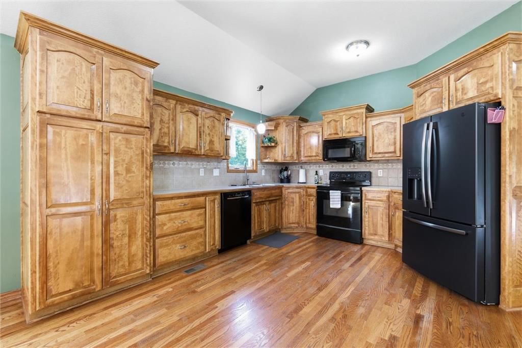 7286 SW Crystal Lane — photo 9