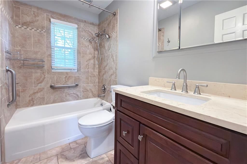 9704 Manor Road — photo 16