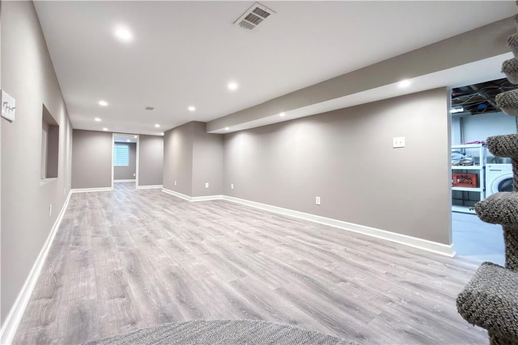 9704 Manor Road — photo 17