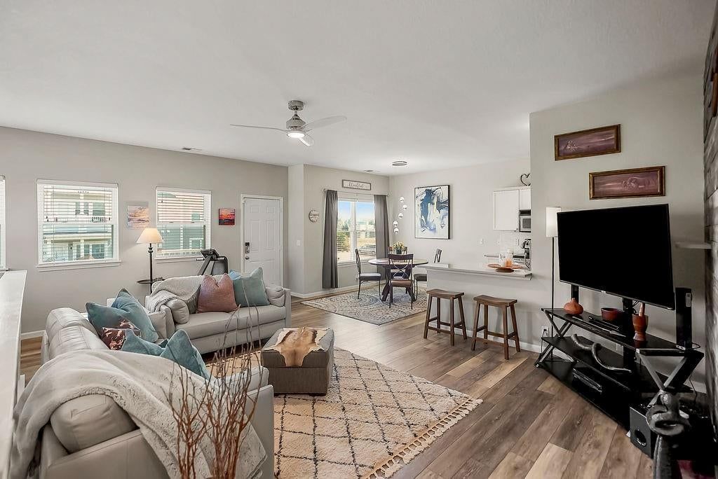 11701 S Roundtree Street — photo 4