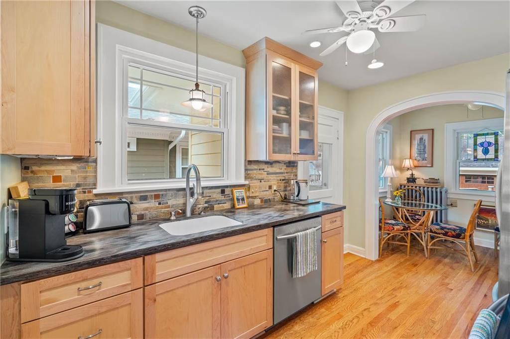 6439 Walnut Street — photo 9