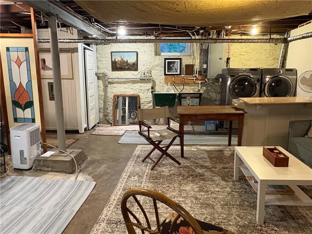 6439 Walnut Street — photo 26