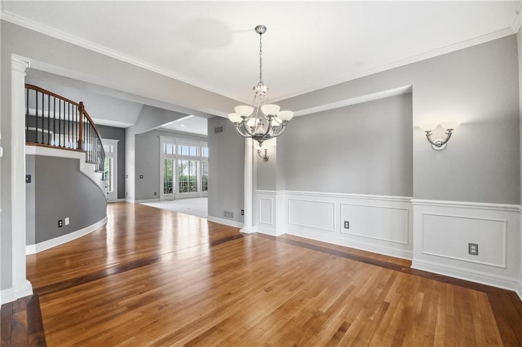 5819 N Liberty Avenue — photo 10