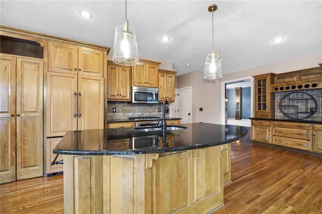 5819 N Liberty Avenue — photo 20
