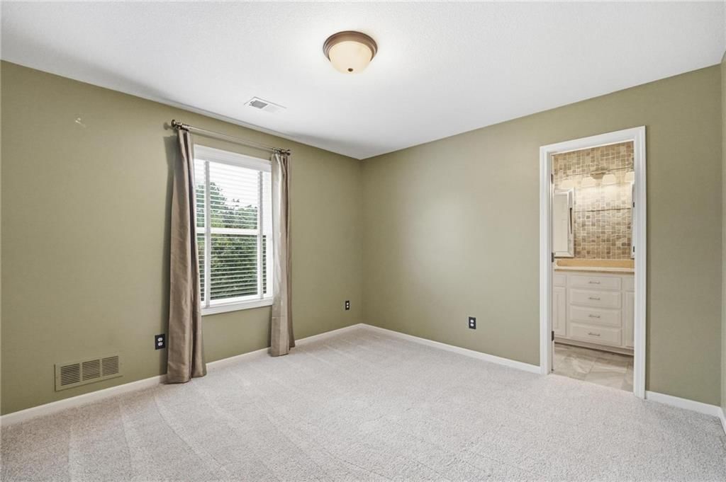 5819 N Liberty Avenue — photo 43