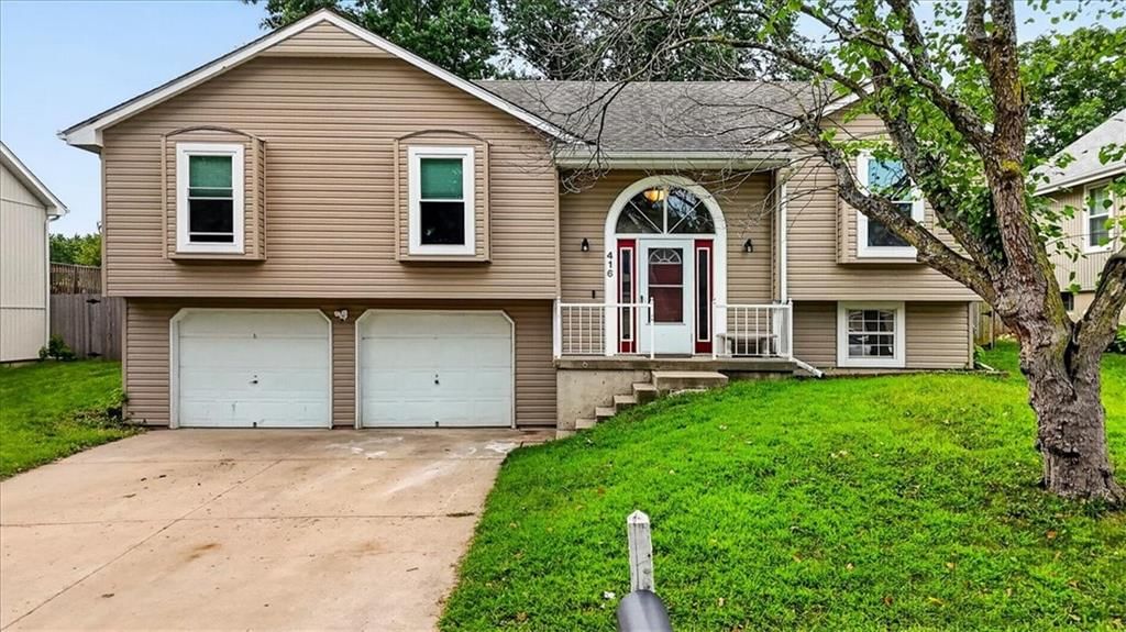 416 NE Fox Trail Drive — photo 10