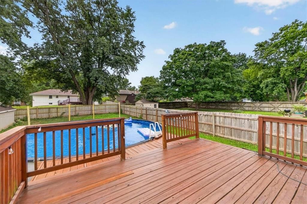 416 NE Fox Trail Drive — photo 18