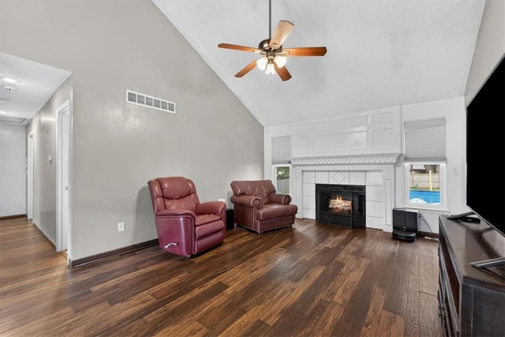 416 NE Fox Trail Drive — photo 22