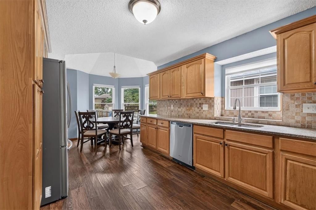 416 NE Fox Trail Drive — photo 35