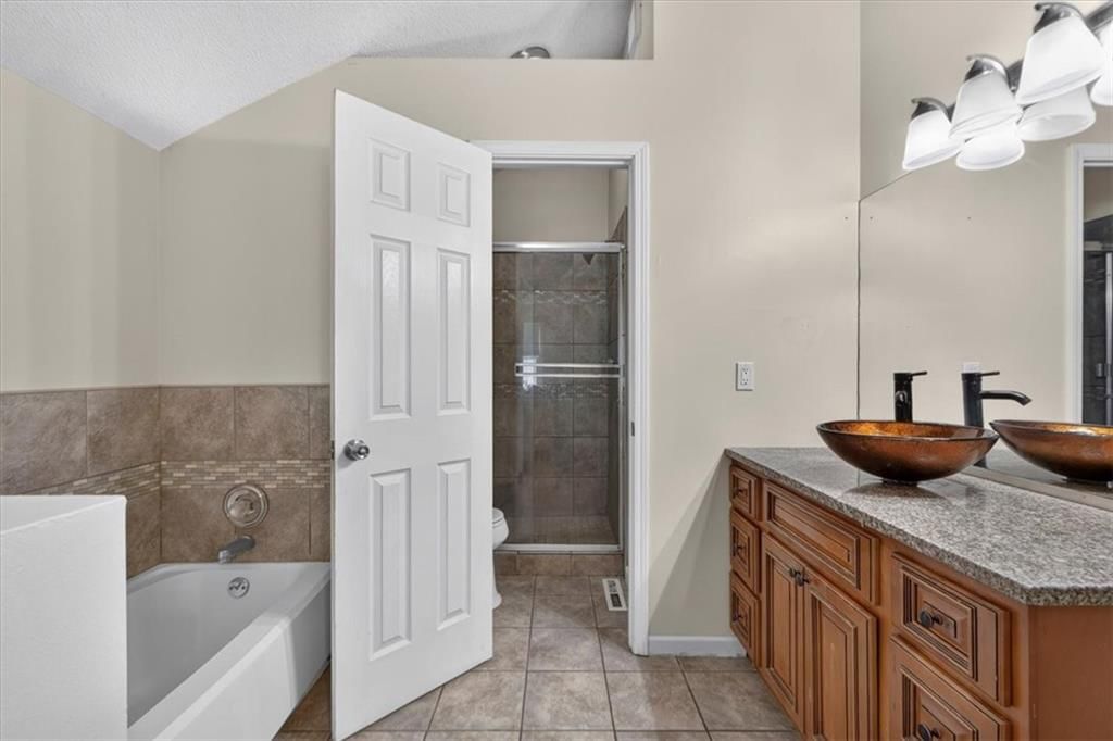 416 NE Fox Trail Drive — photo 44