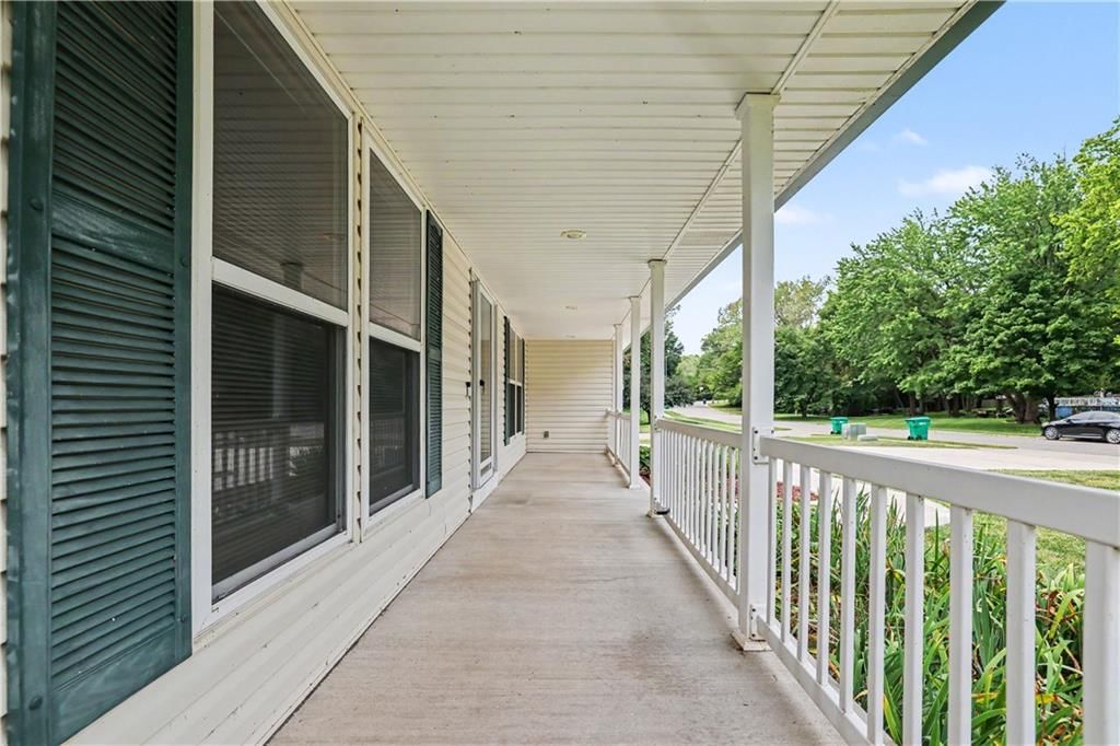13835 Woodmont Avenue — photo 5
