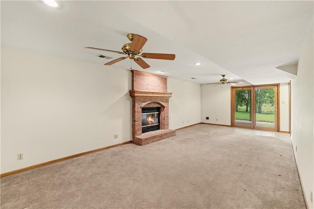 13835 Woodmont Avenue — photo 30