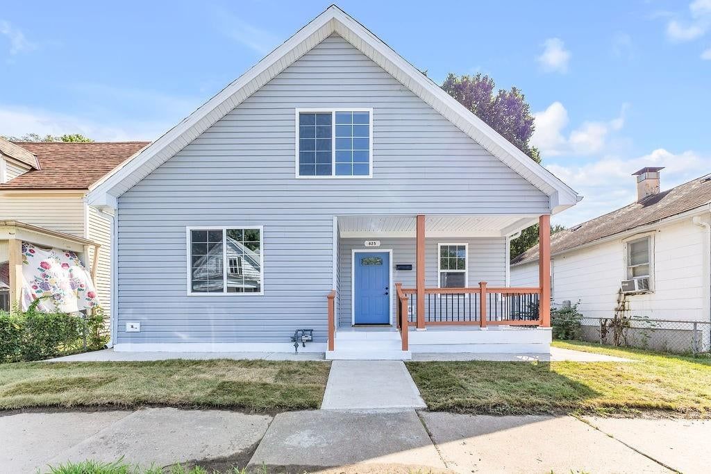 825 S 19th Street — photo 1