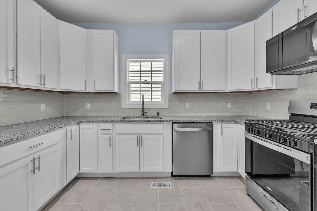 825 S 19th Street — photo 8