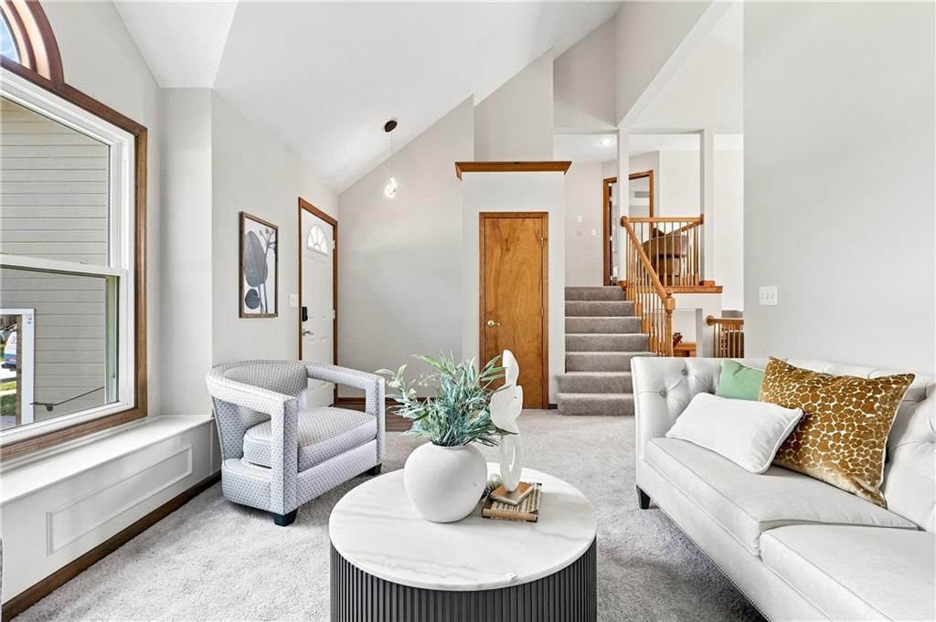 1702 Goose Creek Court — photo 4