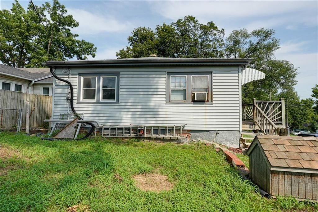 1732 S Arlington Avenue — photo 3