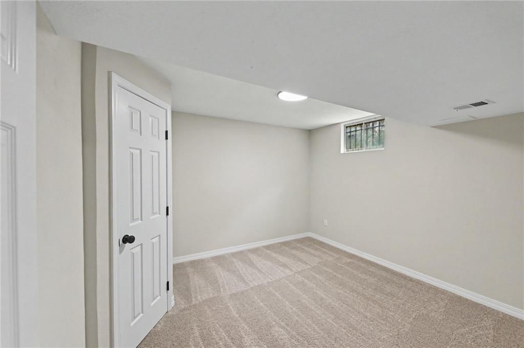 12516 Craig Avenue — photo 16