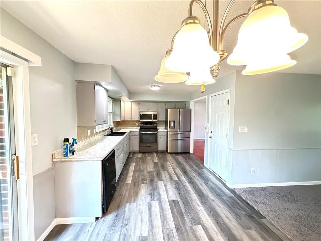 1812 N 59th Street — photo 11