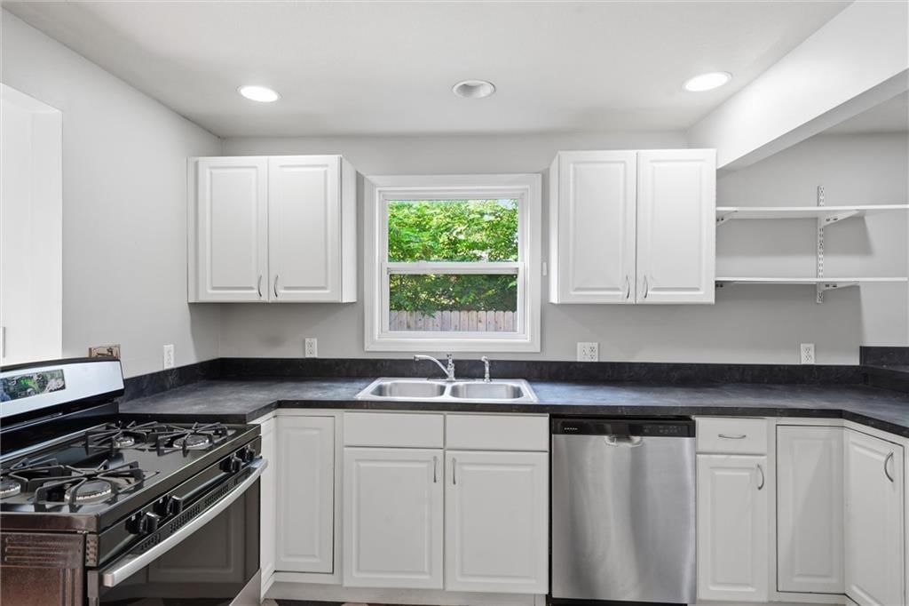 726 Alabama Street — photo 15