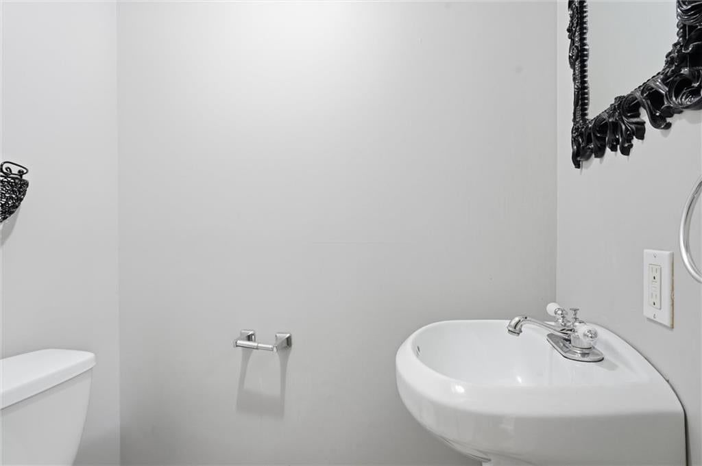 726 Alabama Street — photo 19