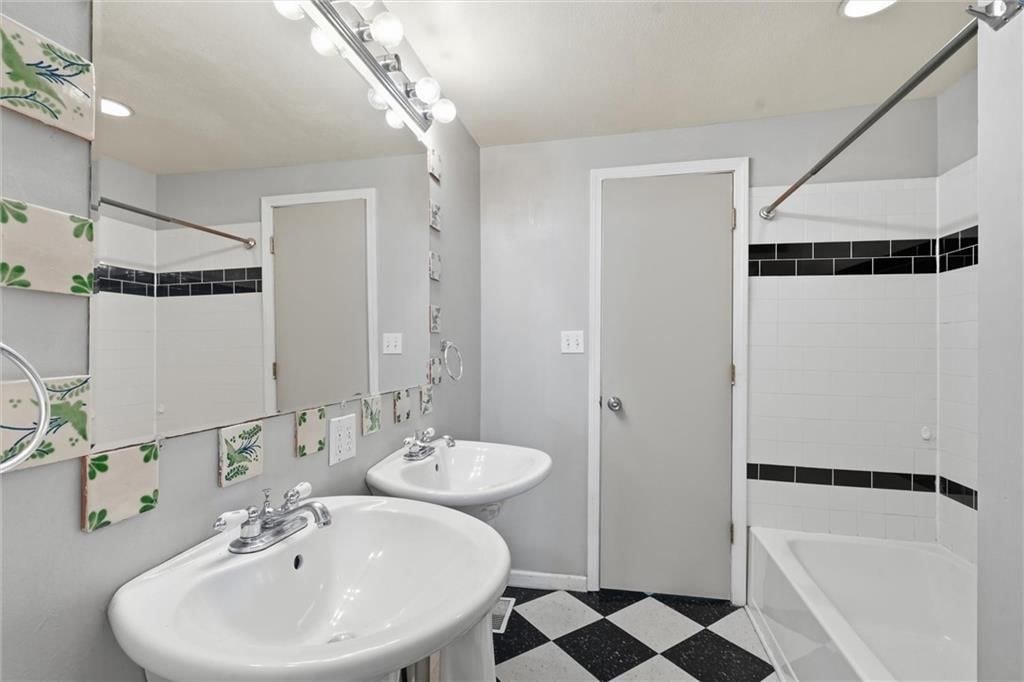 726 Alabama Street — photo 26