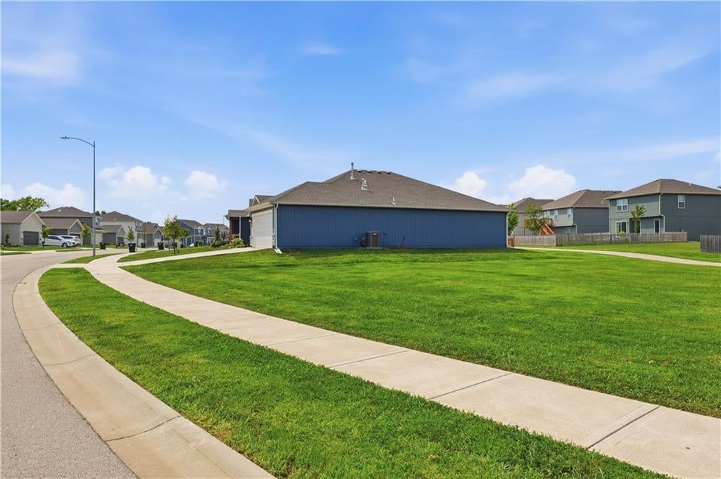 1708 Maci Street, Belton, MO: listing photo 3