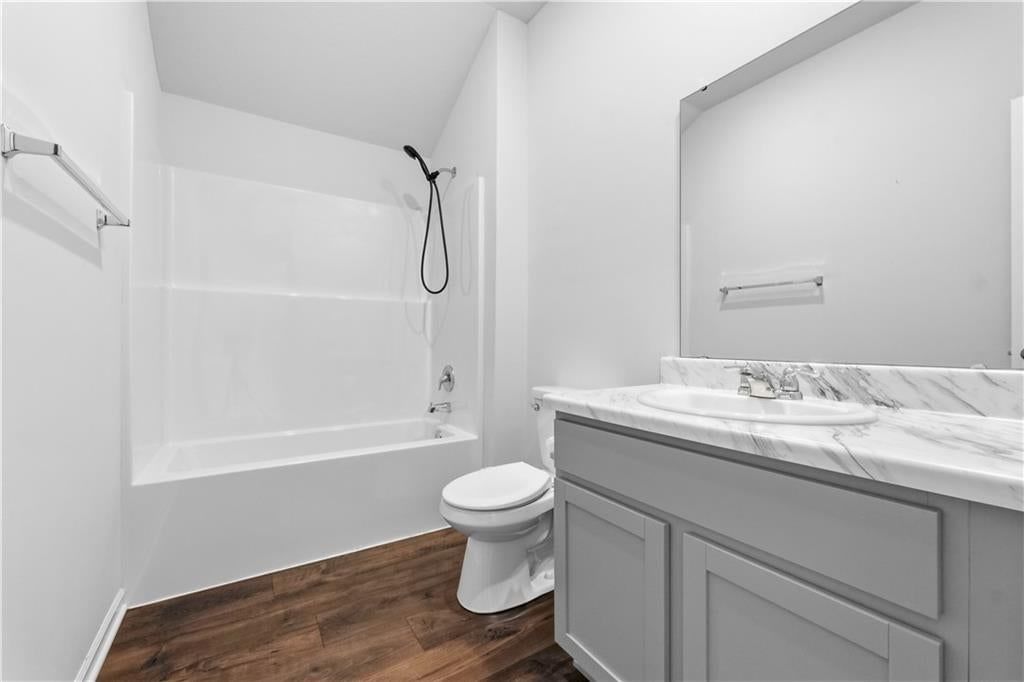 Photo 14 of 26 - 1708 Maci Street, Belton, MO 64012