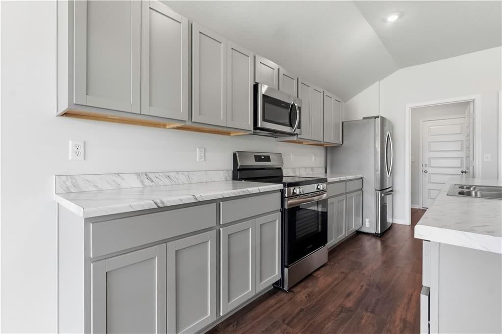 Photo 20 of 26 - 1708 Maci Street, Belton, MO 64012