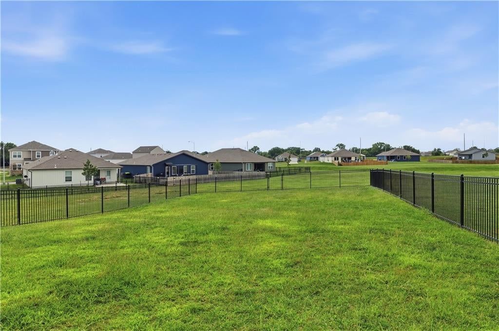 Photo 25 of 26 - 1708 Maci Street, Belton, MO 64012