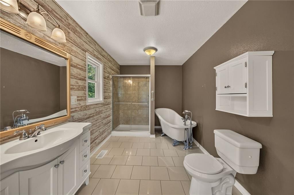 22962 Highway TT Highway — photo 35