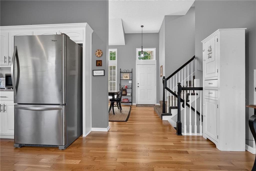 Photo 11 of 34 - 16222 W 157th Terrace, Olathe, KS 66062