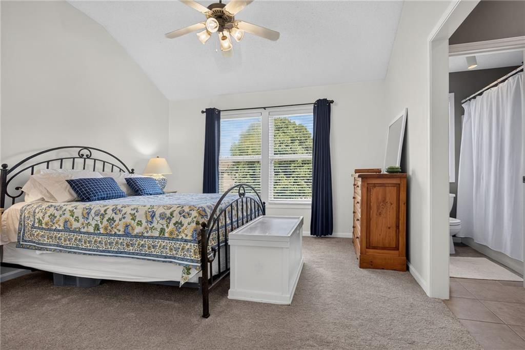 Photo 13 of 34 - 16222 W 157th Terrace, Olathe, KS 66062