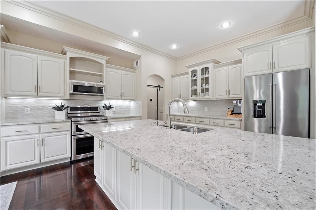 1716 SW Kendall Drive — photo 6