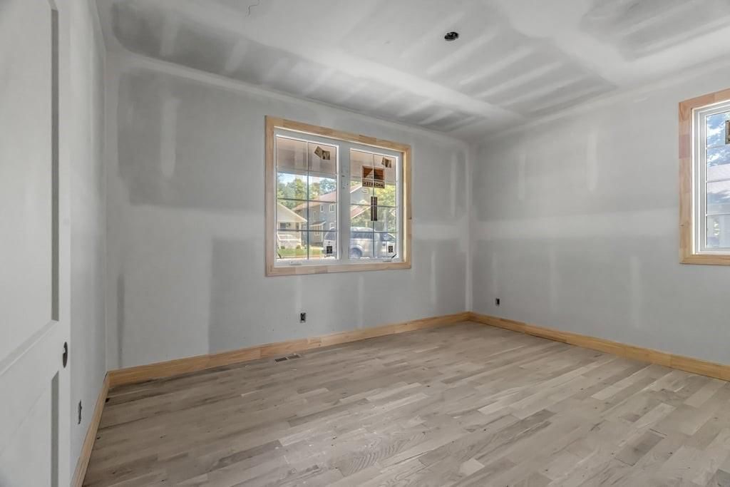 2615 W 47th Terrace — photo 18