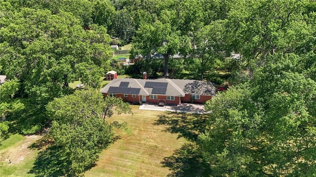 10921 Blue River Road — photo 32