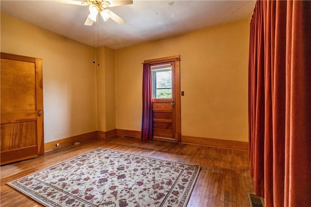 213 Broad Street — photo 27