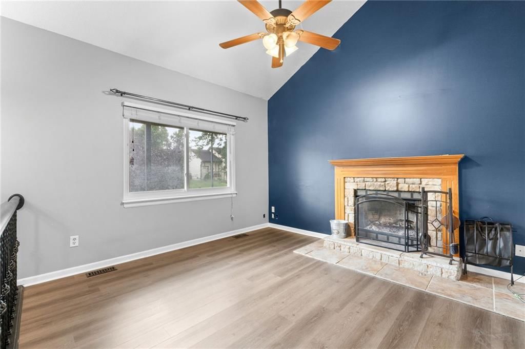 1832 Gates Drive — photo 4