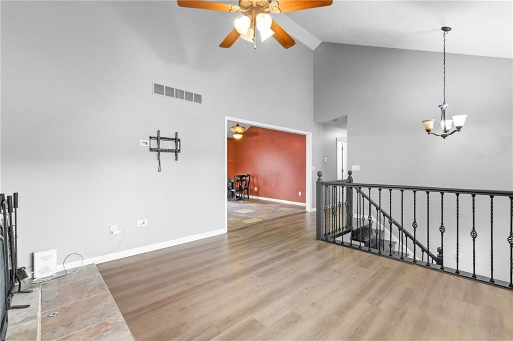 1832 Gates Drive — photo 5