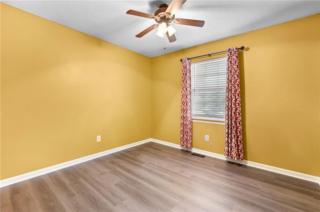 1832 Gates Drive — photo 18