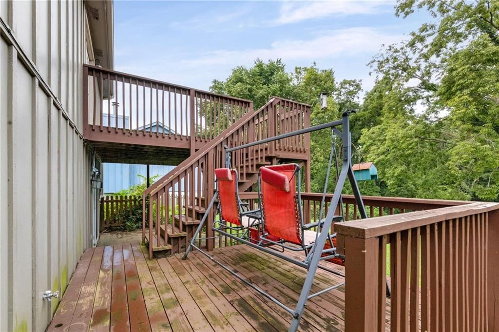 1832 Gates Drive — photo 23