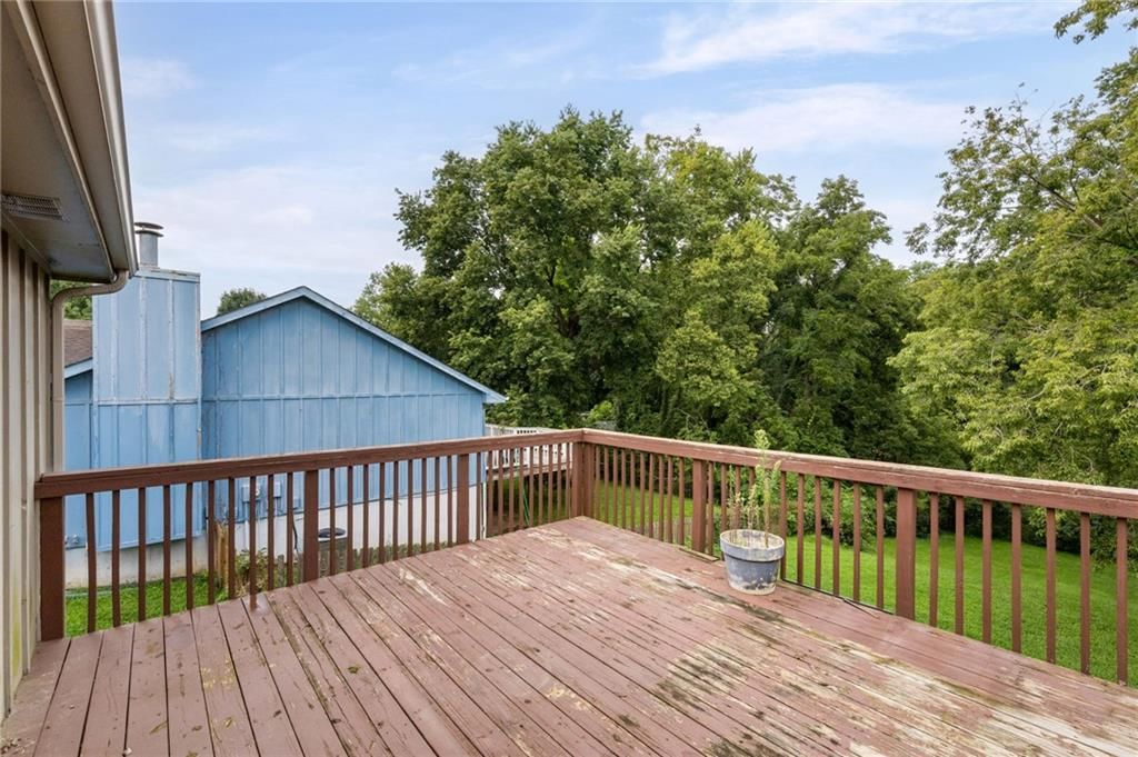 1832 Gates Drive — photo 24