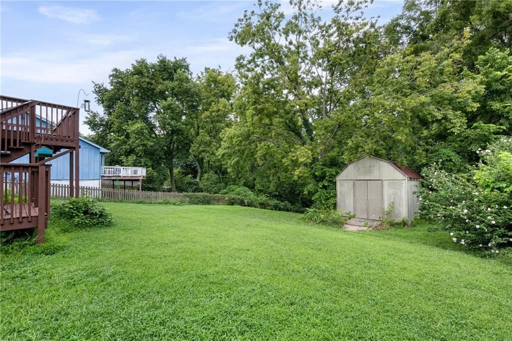 1832 Gates Drive — photo 26