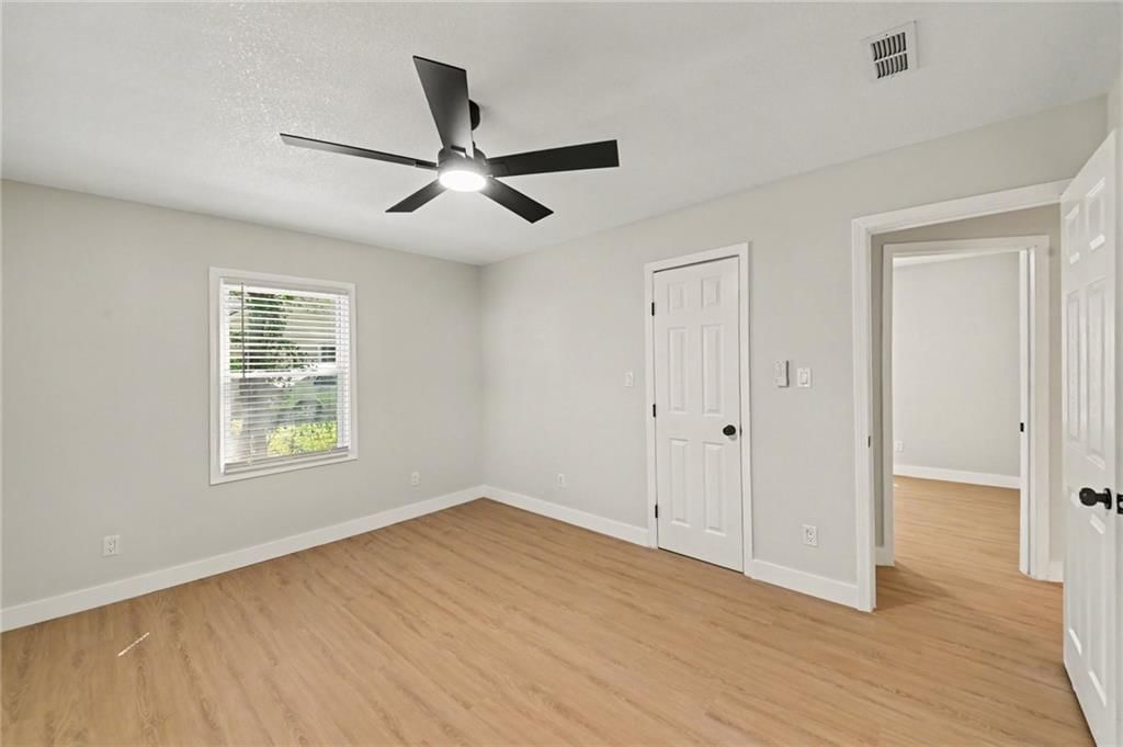 11220 Applewood Drive — photo 8
