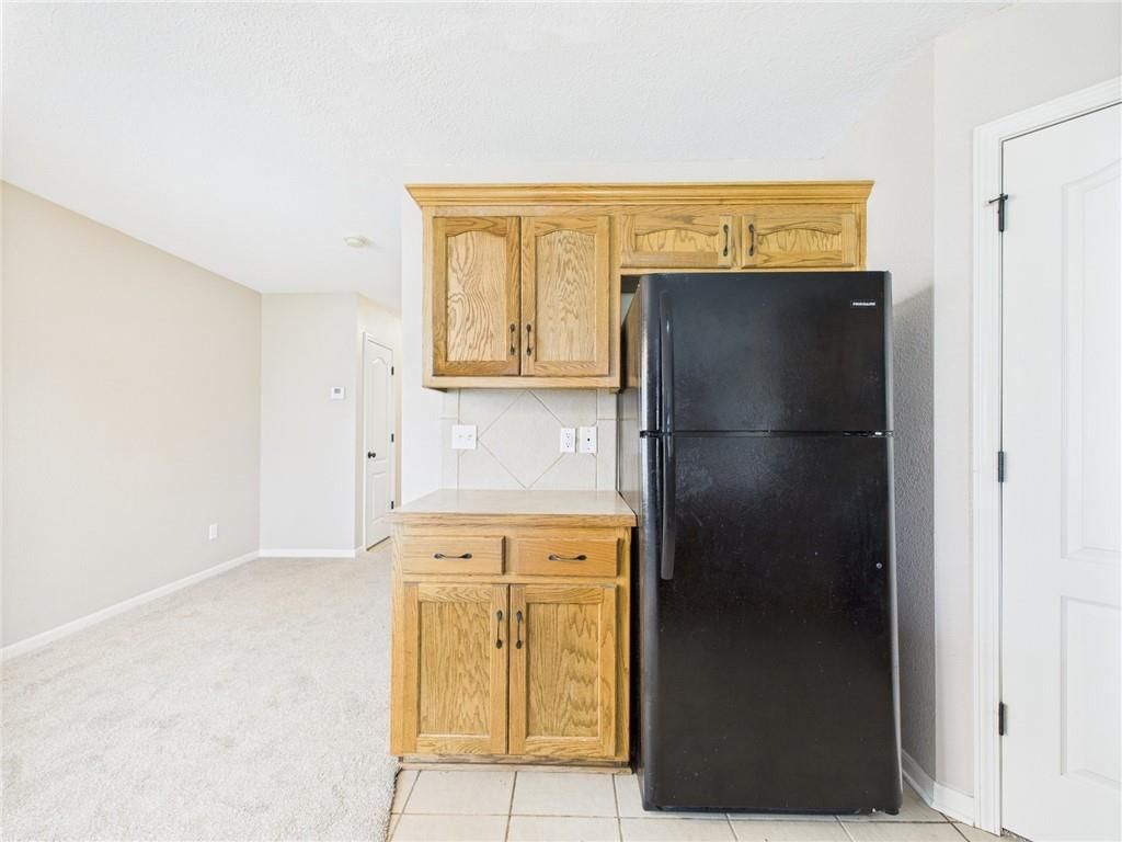 9337 N Main Street — photo 10